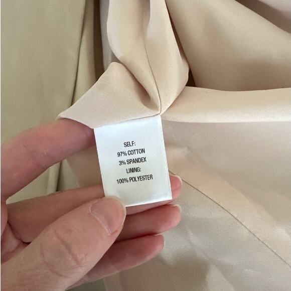 Laud - The Trench Coat in Beige - Picture 5 of 6